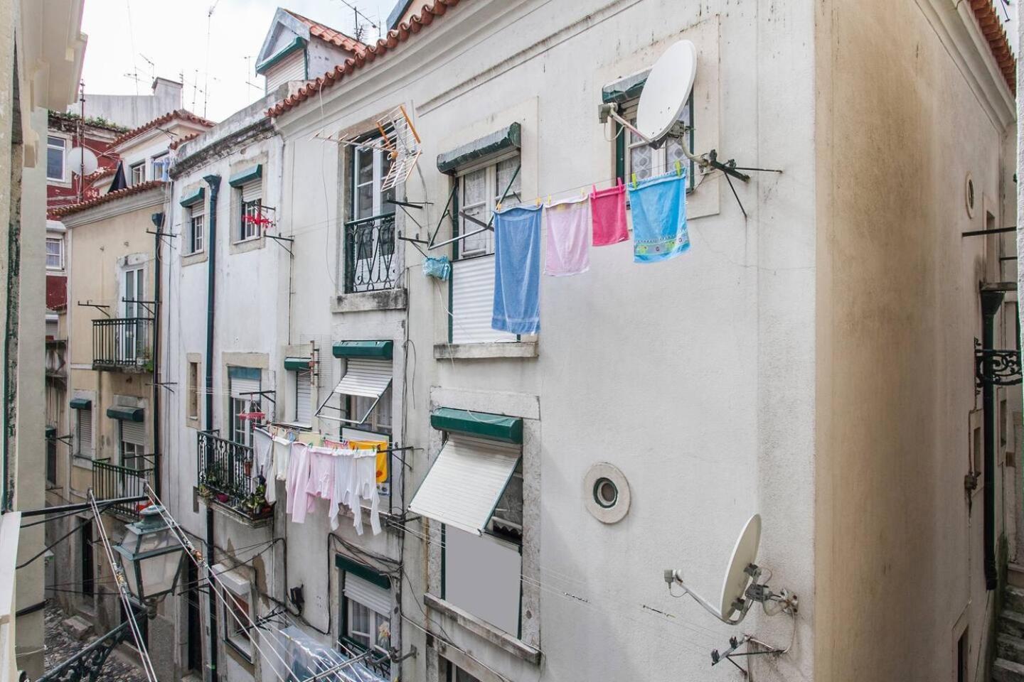 Whome Hidden Gem In Alfama Perfect To Explore Lisbona Esterno foto
